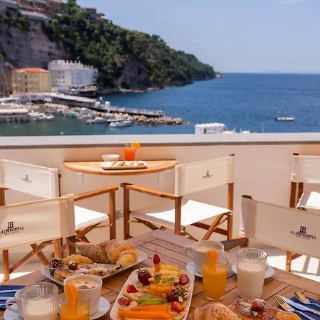 Aparthotel Relais Del Mare Sorrento