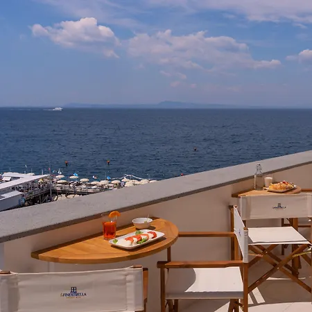 Relais Del Mare 아파트호텔 4*